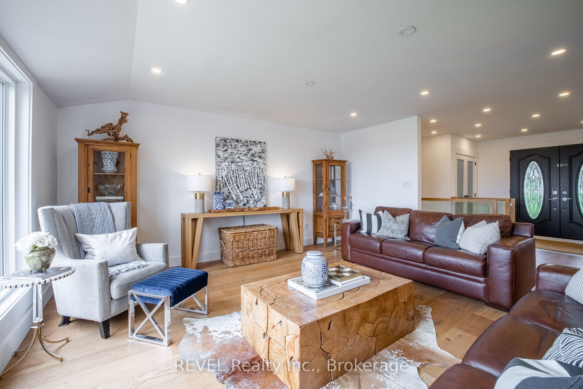 238 Queenston Road Property Photo 16