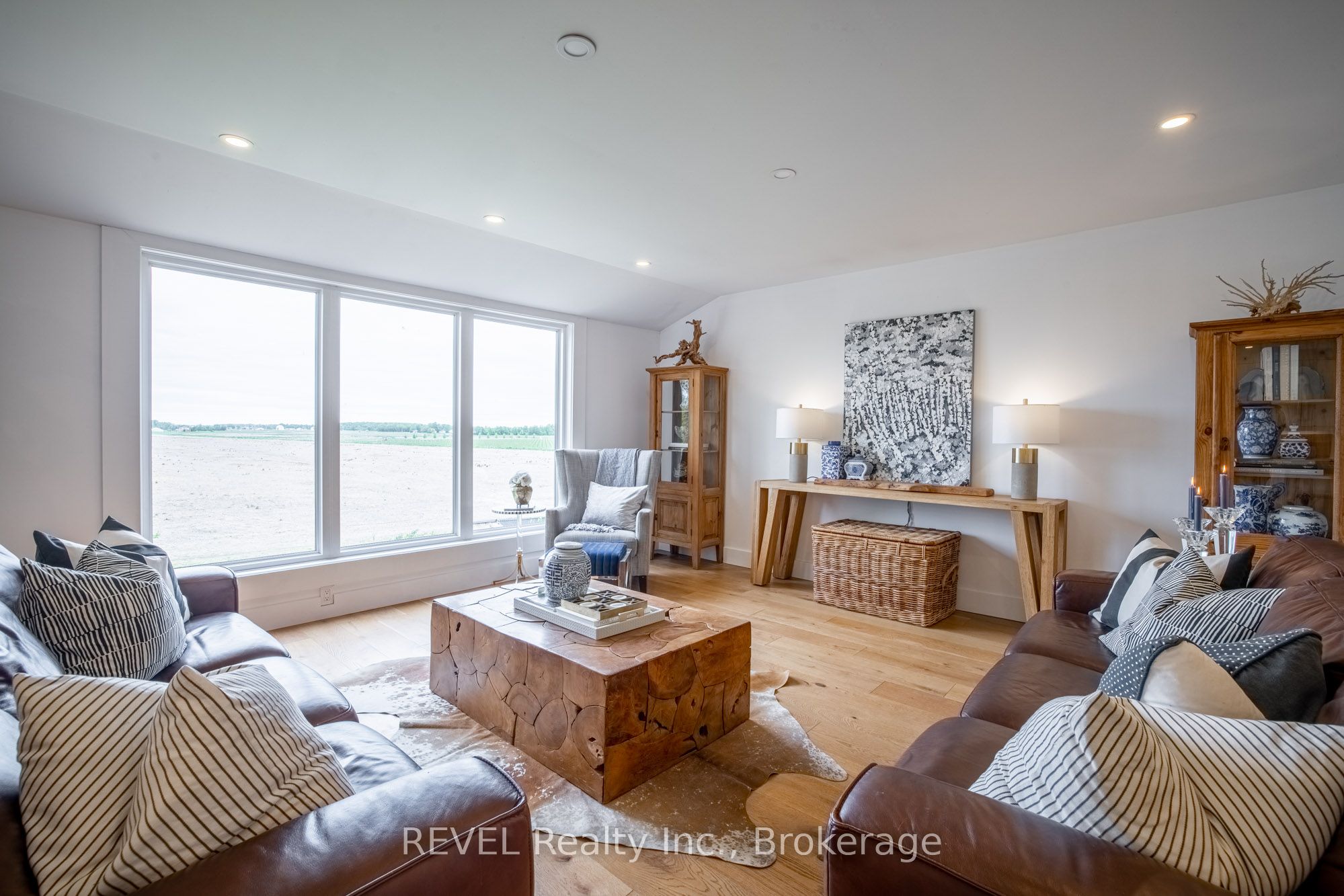 238 Queenston Road Property Photo 17