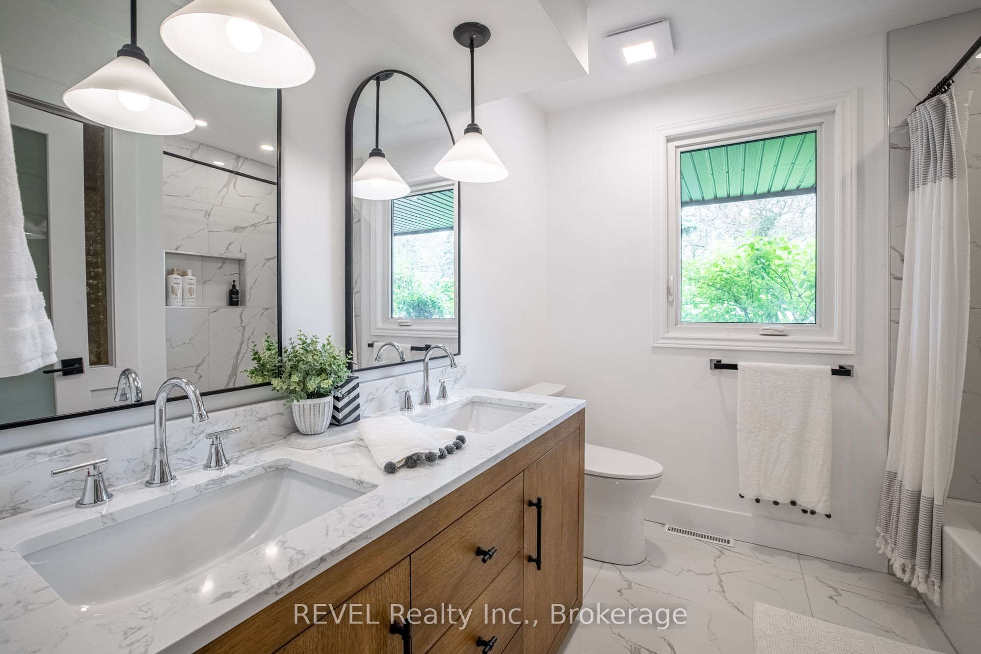 238 Queenston Road Property Photo 18