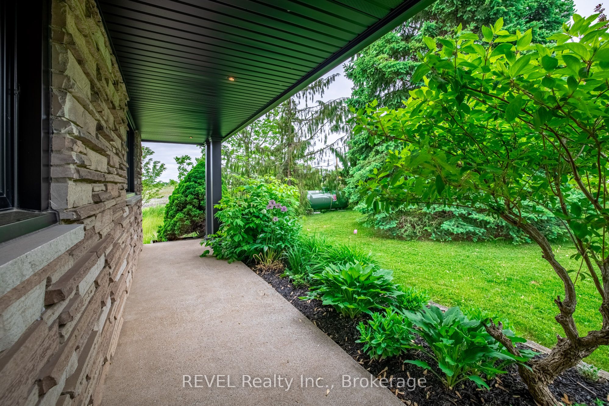 238 Queenston Road Property Photo 45