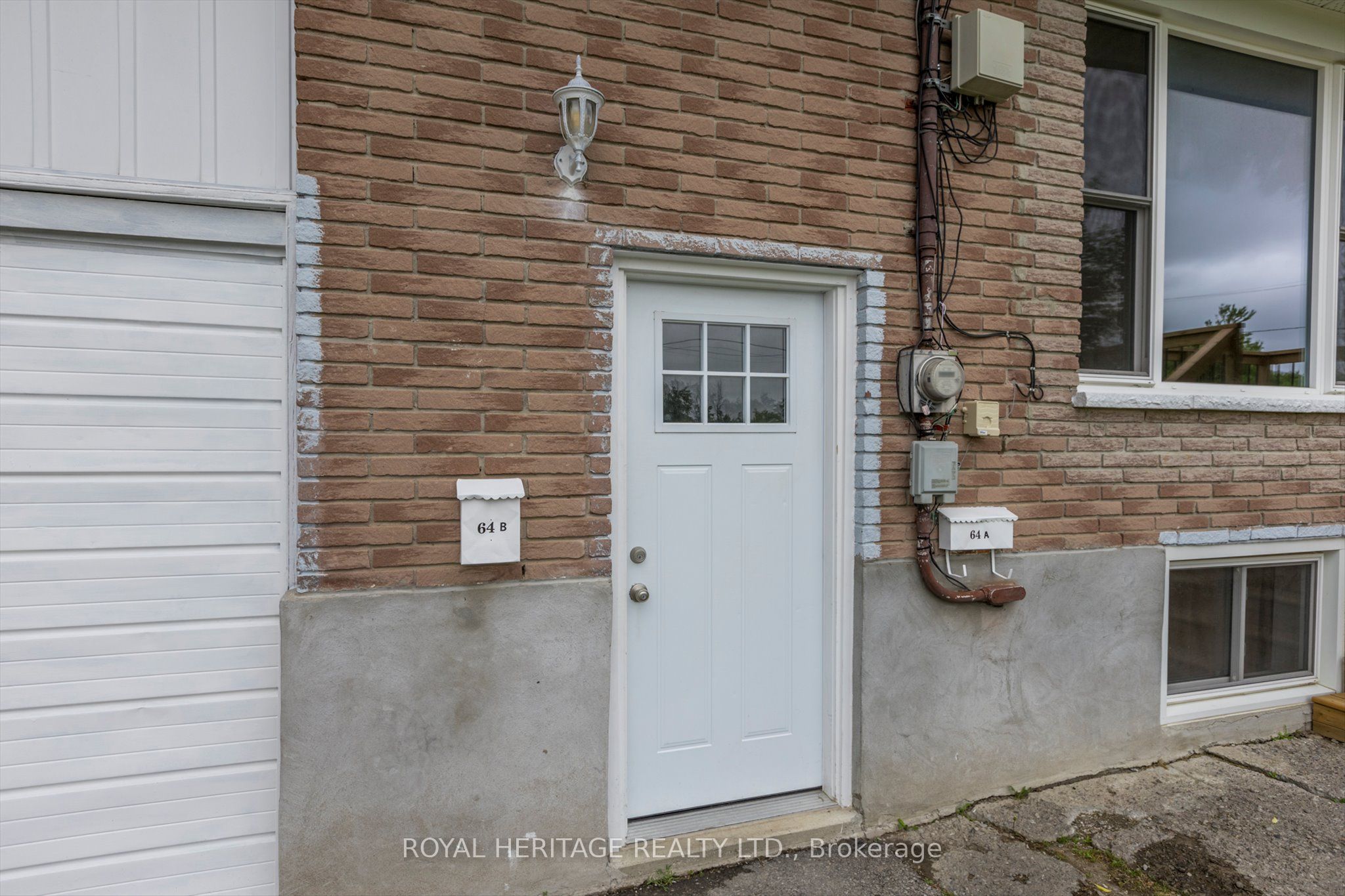 64 George St W Property Photo 6