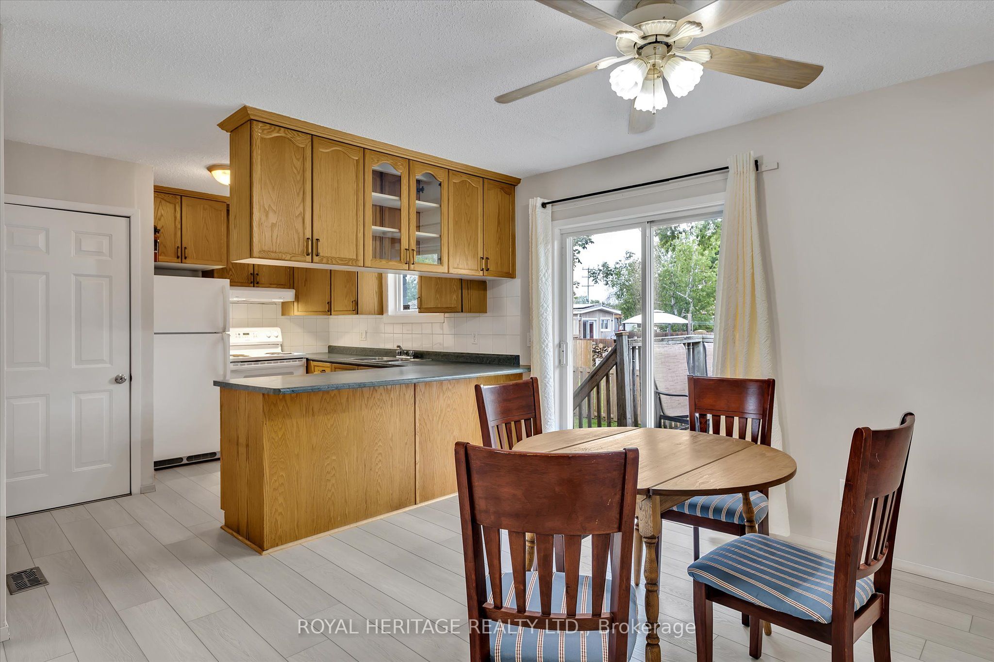 64 George St W Property Photo 13