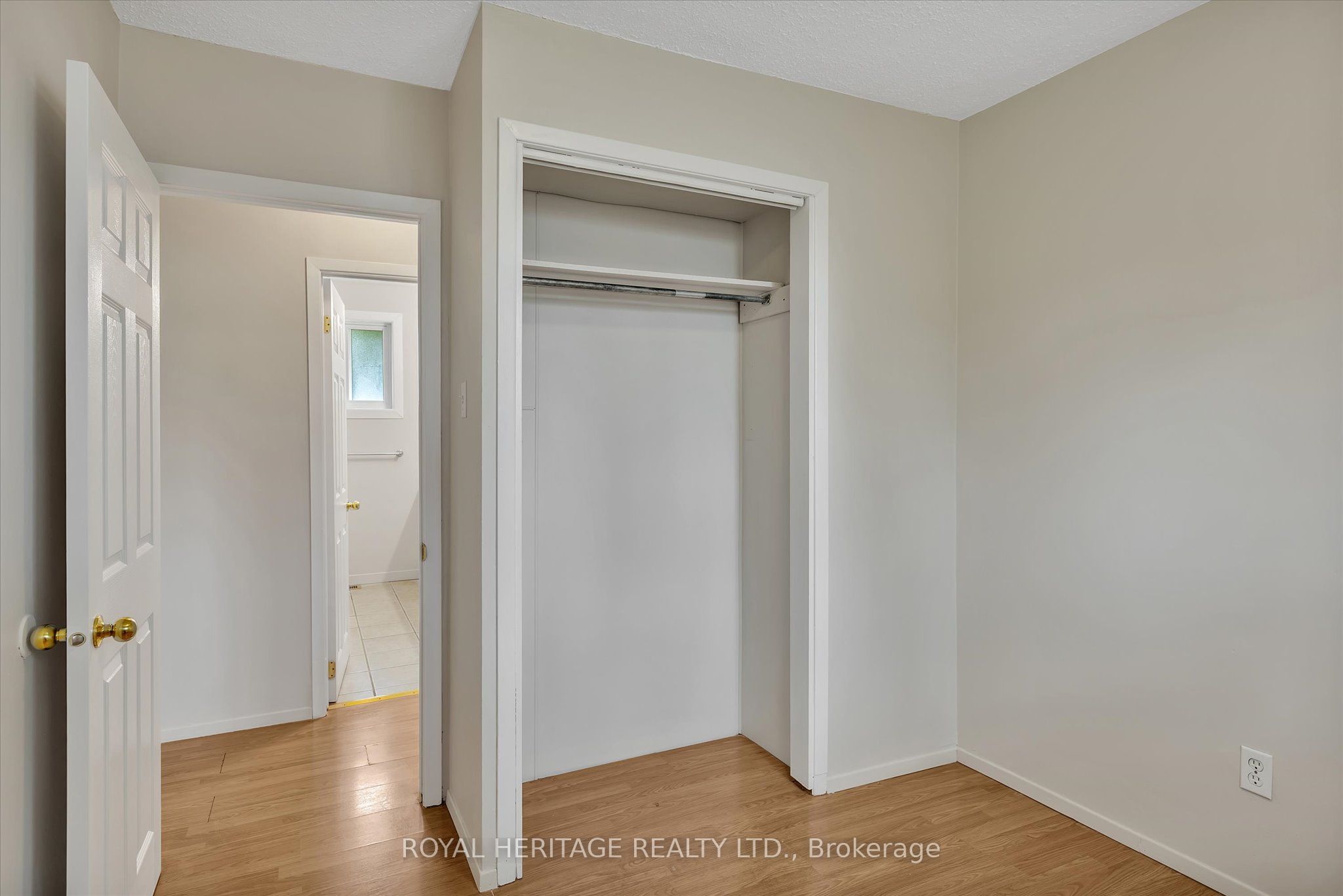64 George St W Property Photo 26