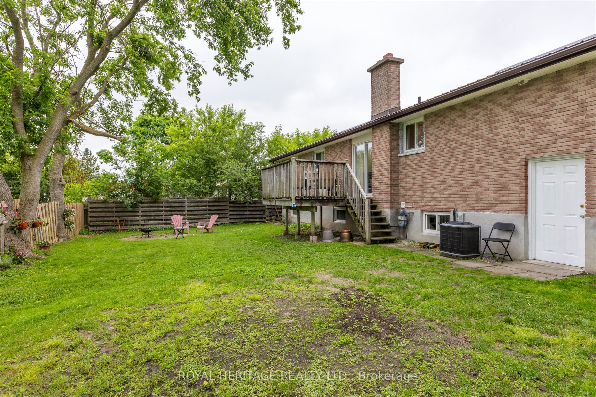 64 George St W Property Photo 41