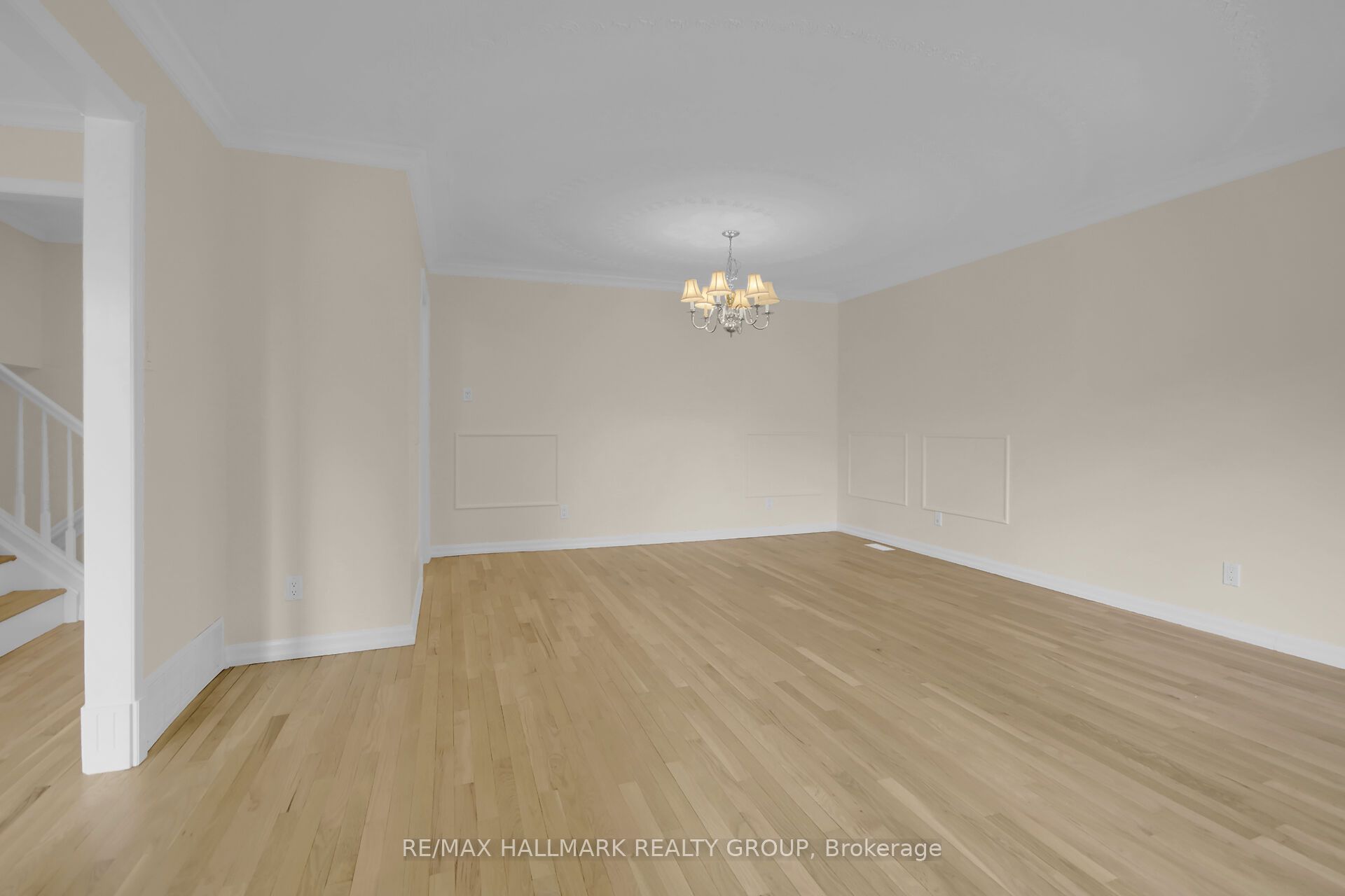 30 Brodeur Cres Property Photo 5