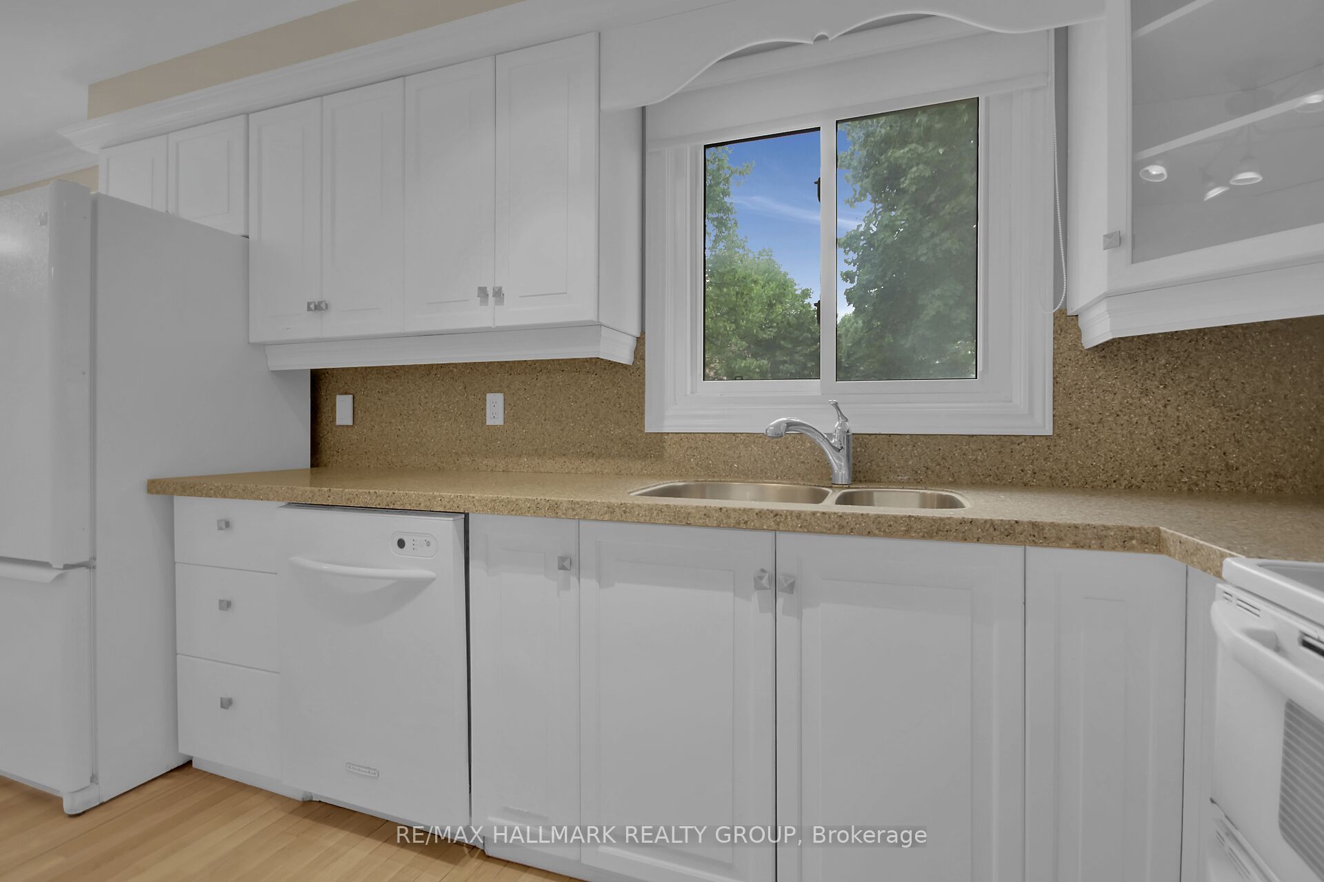 30 Brodeur Cres Property Photo 11