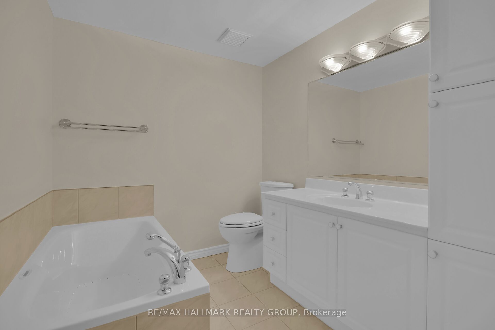 30 Brodeur Cres Property Photo 24