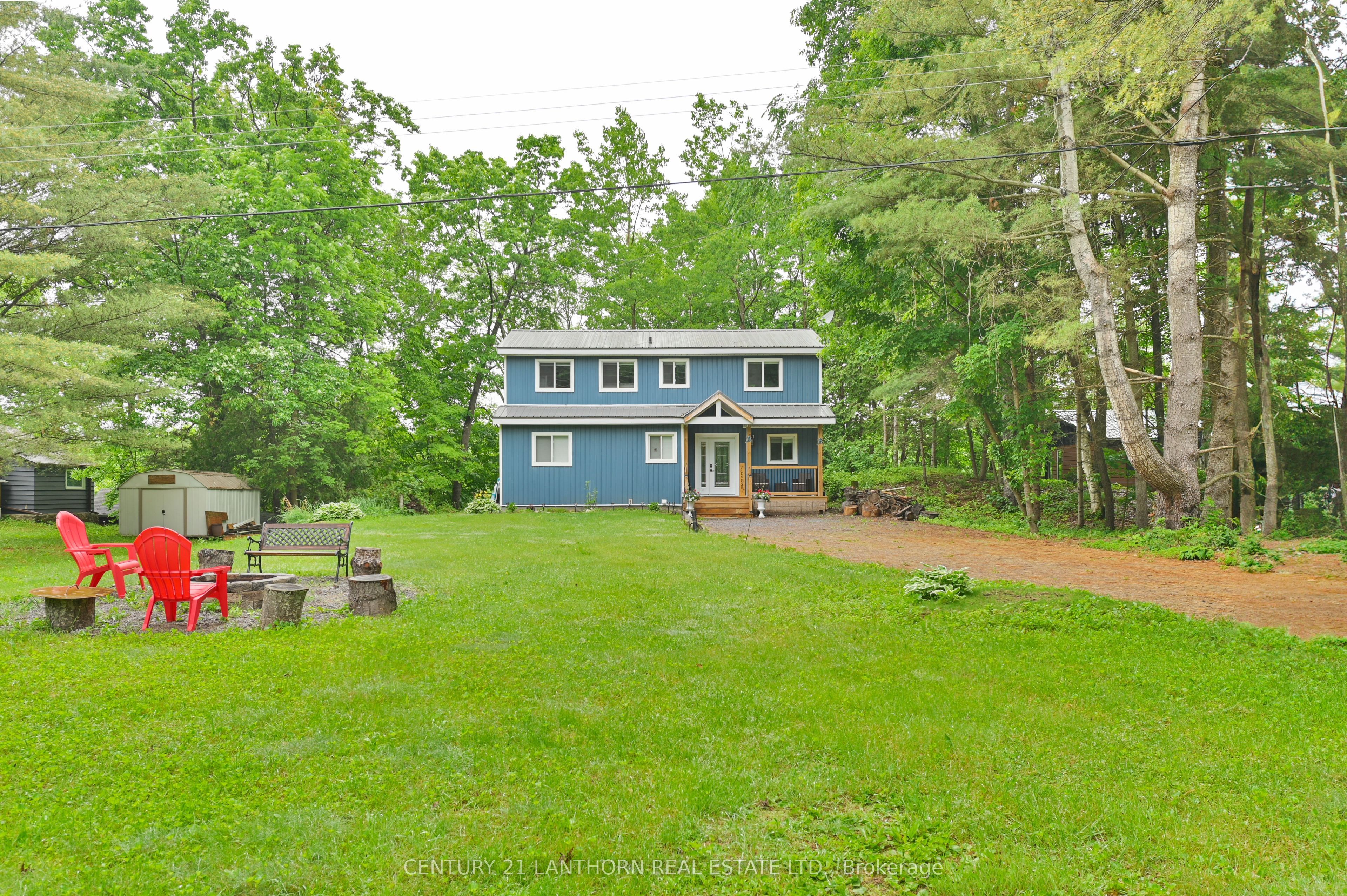 135 Camp Ln Property Photo 2