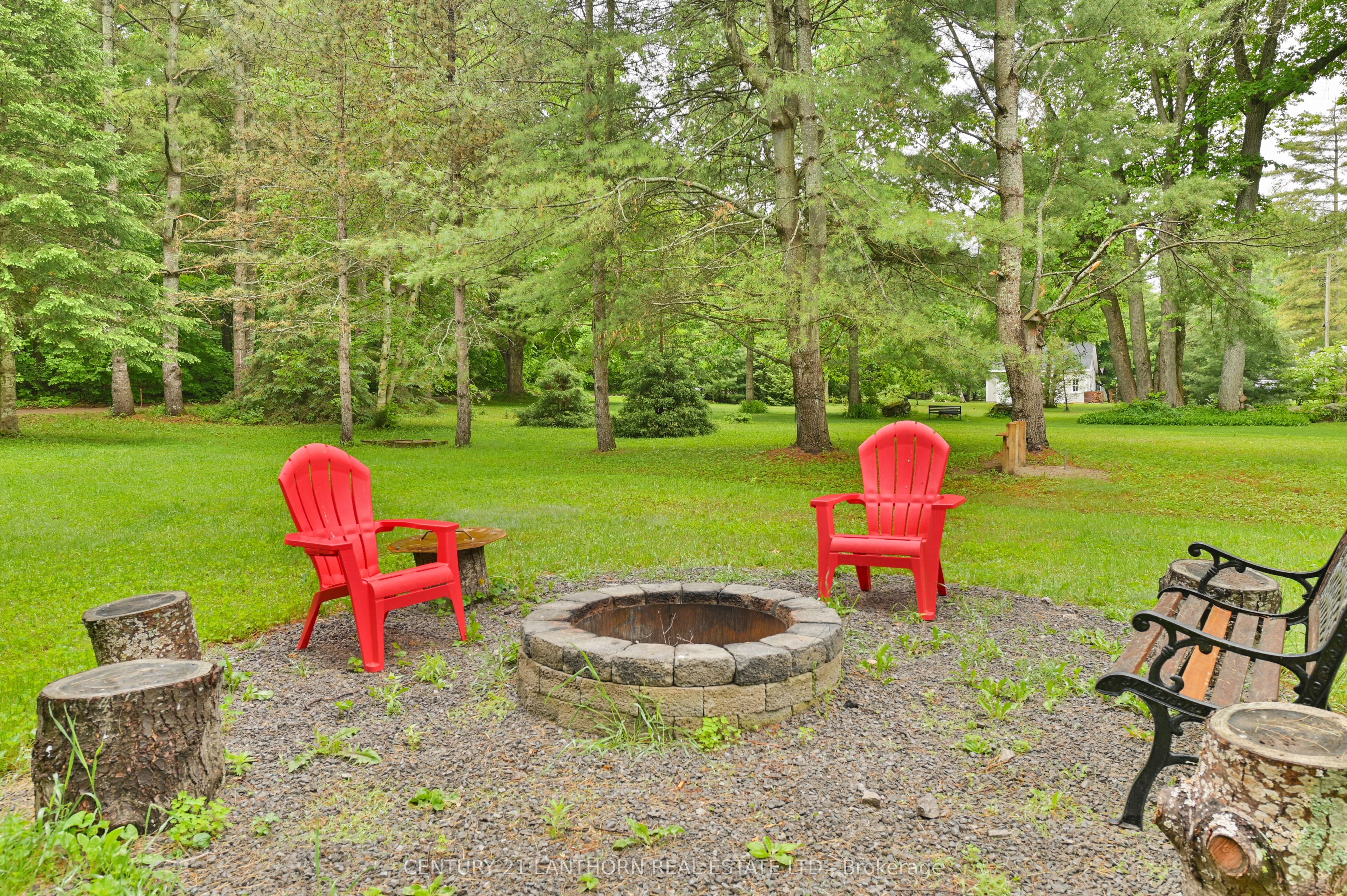135 Camp Ln Property Photo 35