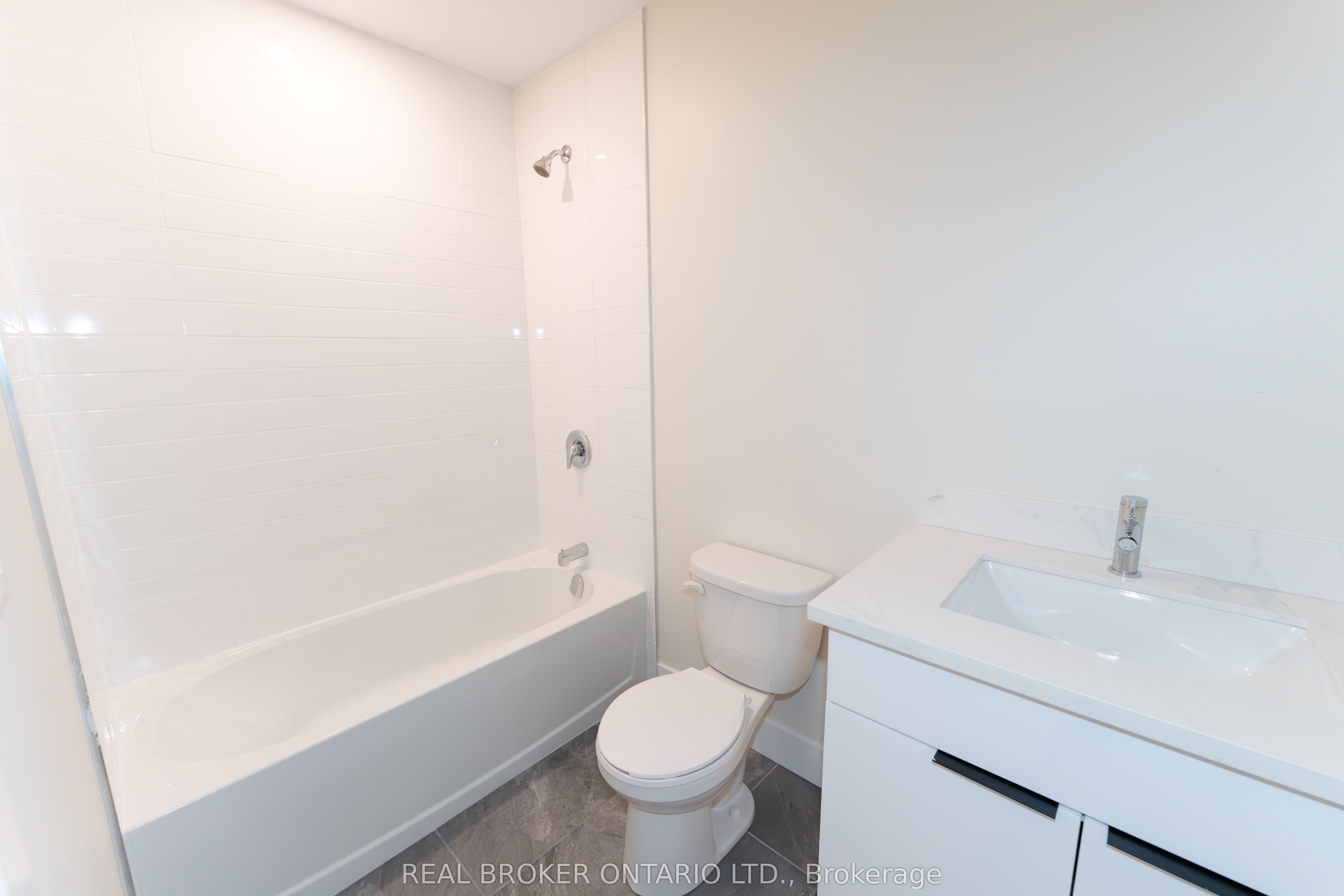 169 James St N Property Photo 12