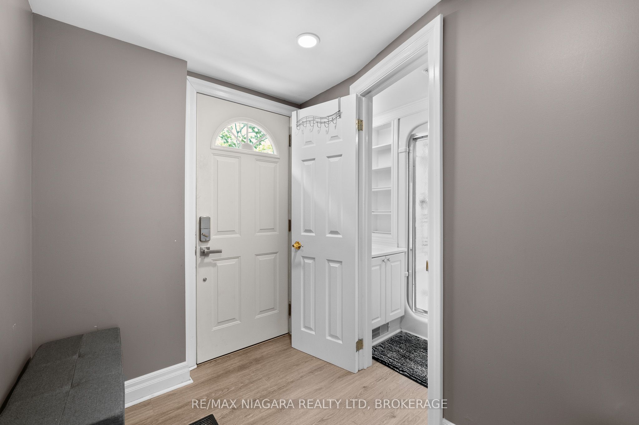 2969-2971 Portage Road Property Photo 6