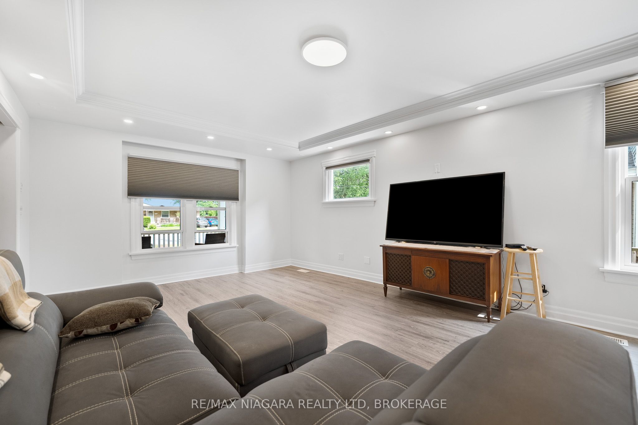 2969-2971 Portage Road Property Photo 14