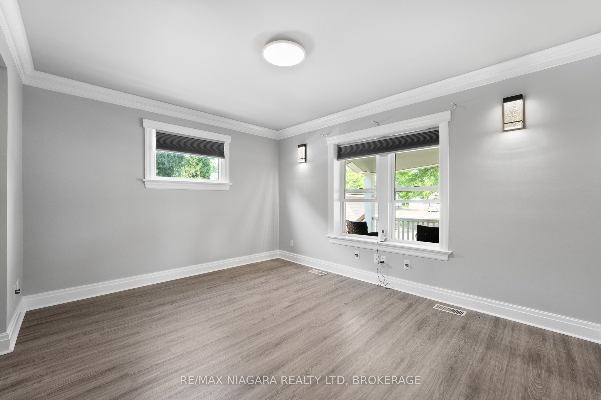 2969-2971 Portage Road Property Photo 16