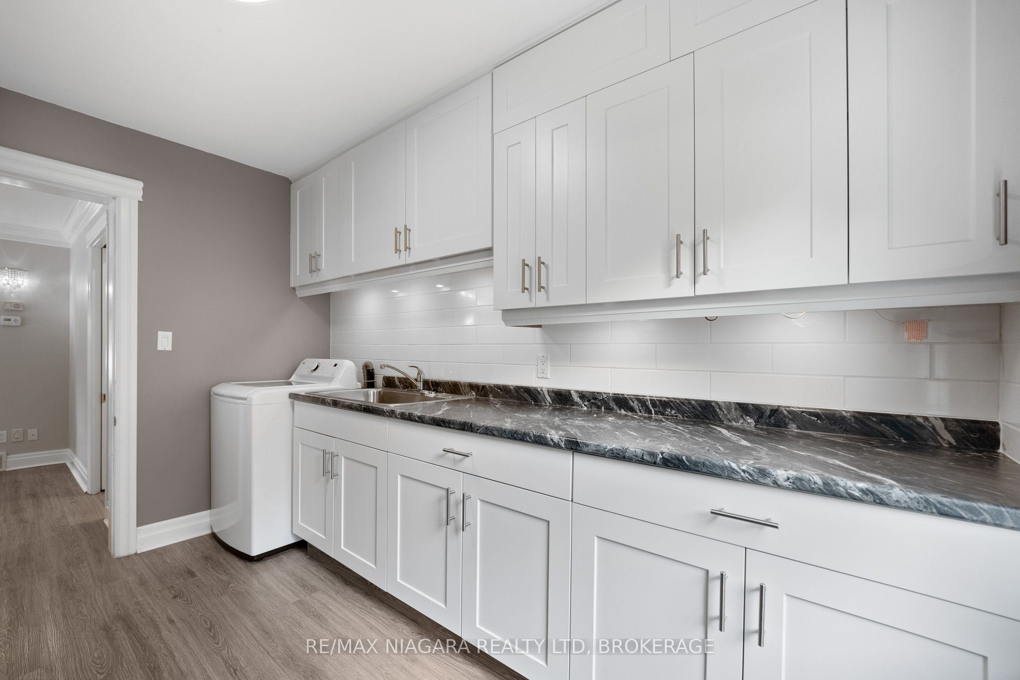 2969-2971 Portage Road Property Photo 17