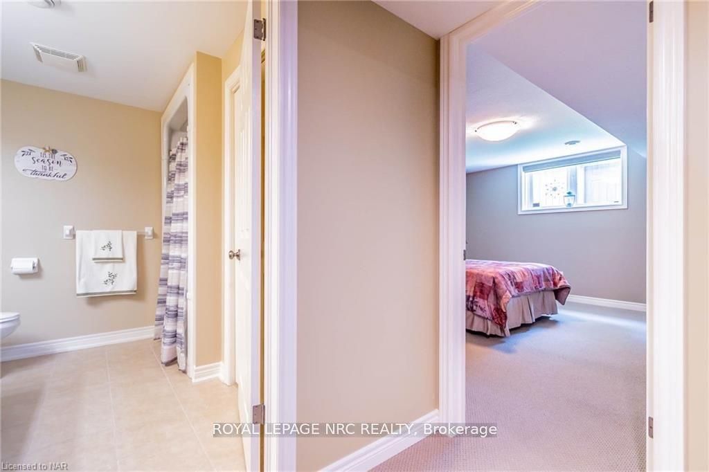 77 Michael Dr Property Photo 38