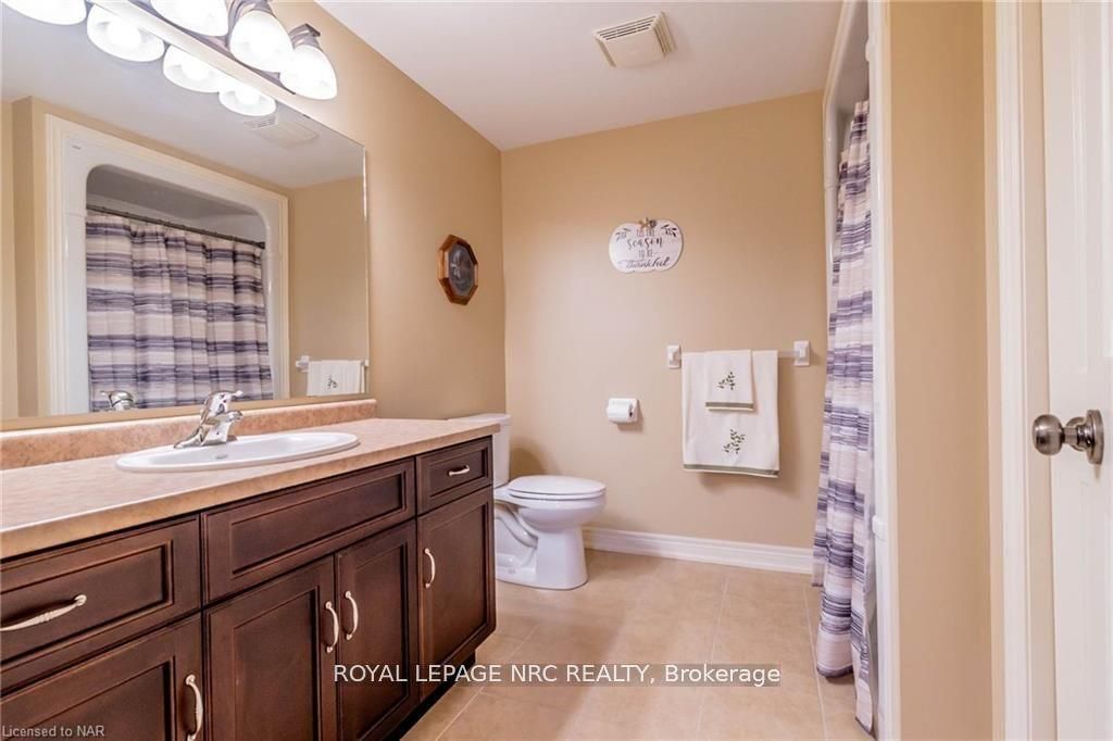77 Michael Dr Property Photo 39