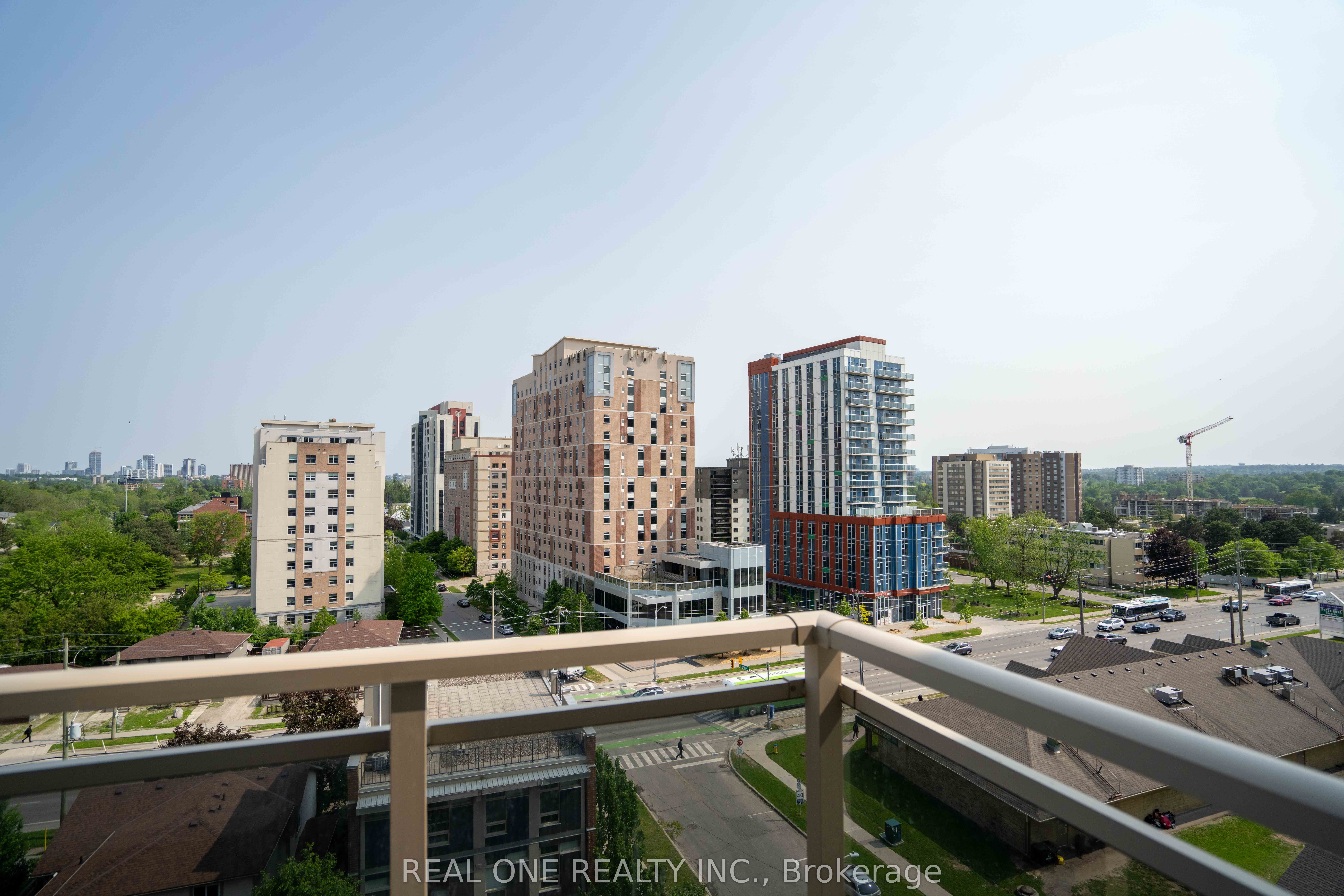 246 Lester Street 902 Property Photo 20