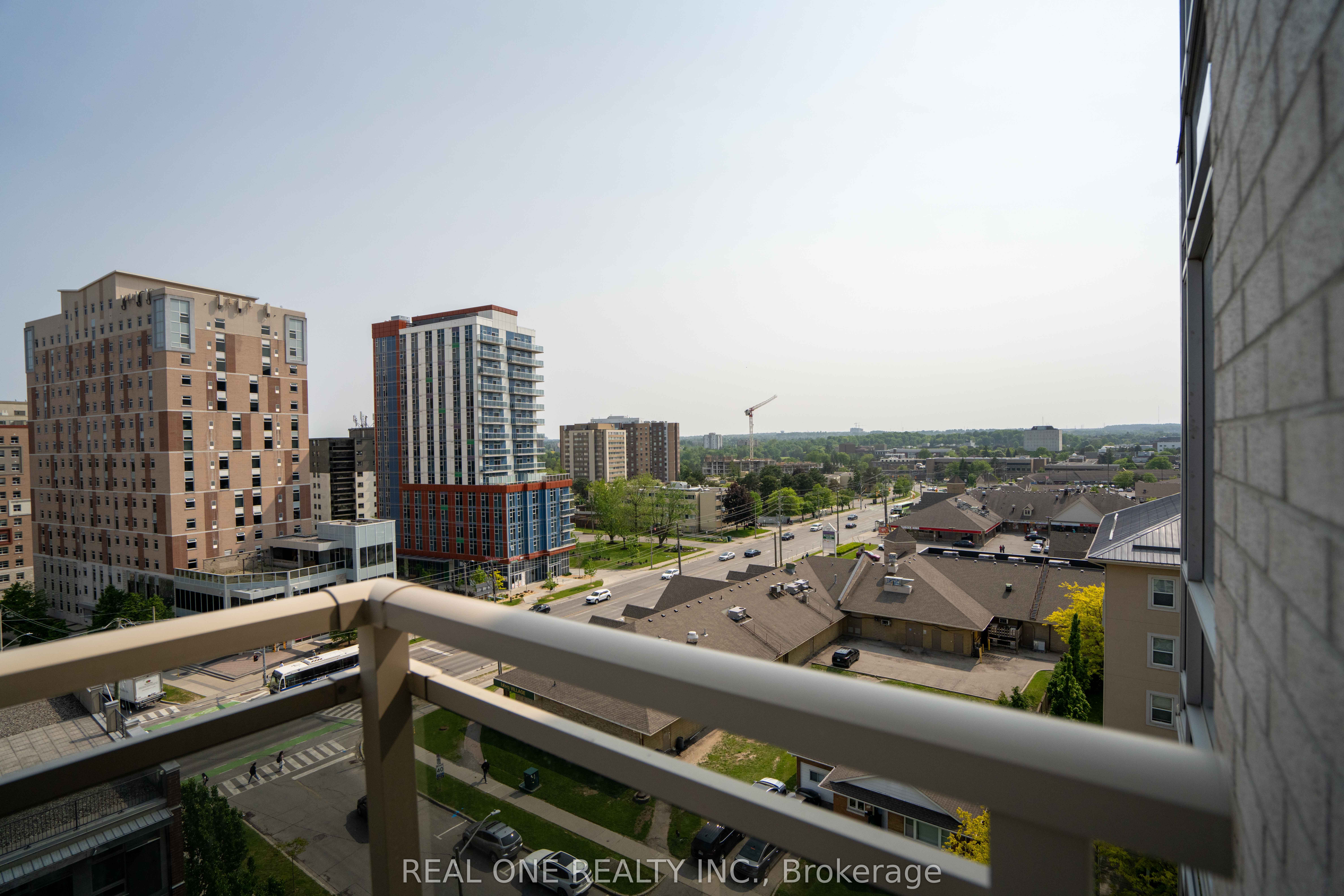 246 Lester Street 902 Property Photo 21