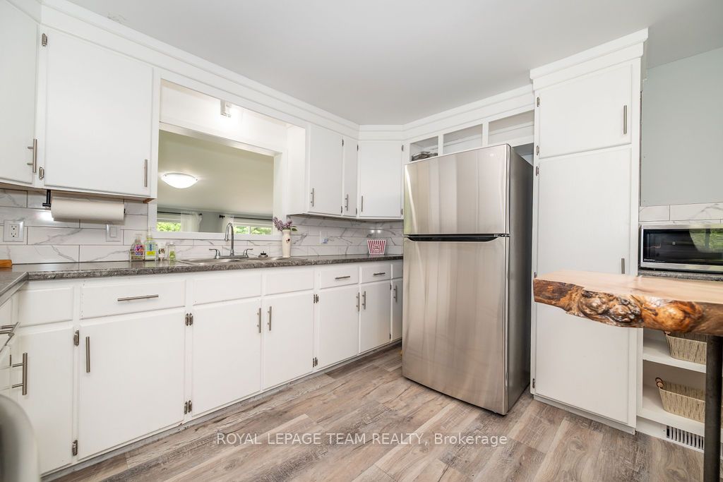 3432 S Siberia Road Property Photo 6