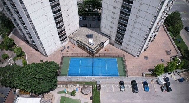 #2706 - 323 Colborne Street Property Photo 2