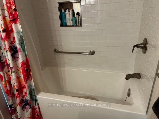 #2706 - 323 Colborne Street Property Photo 19