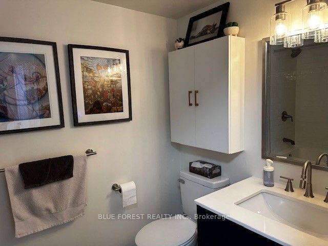 #2706 - 323 Colborne Street Property Photo 21