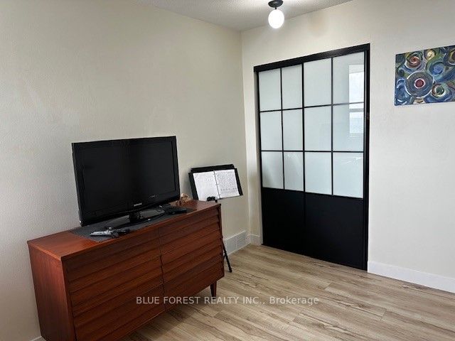 #2706 - 323 Colborne Street Property Photo 33