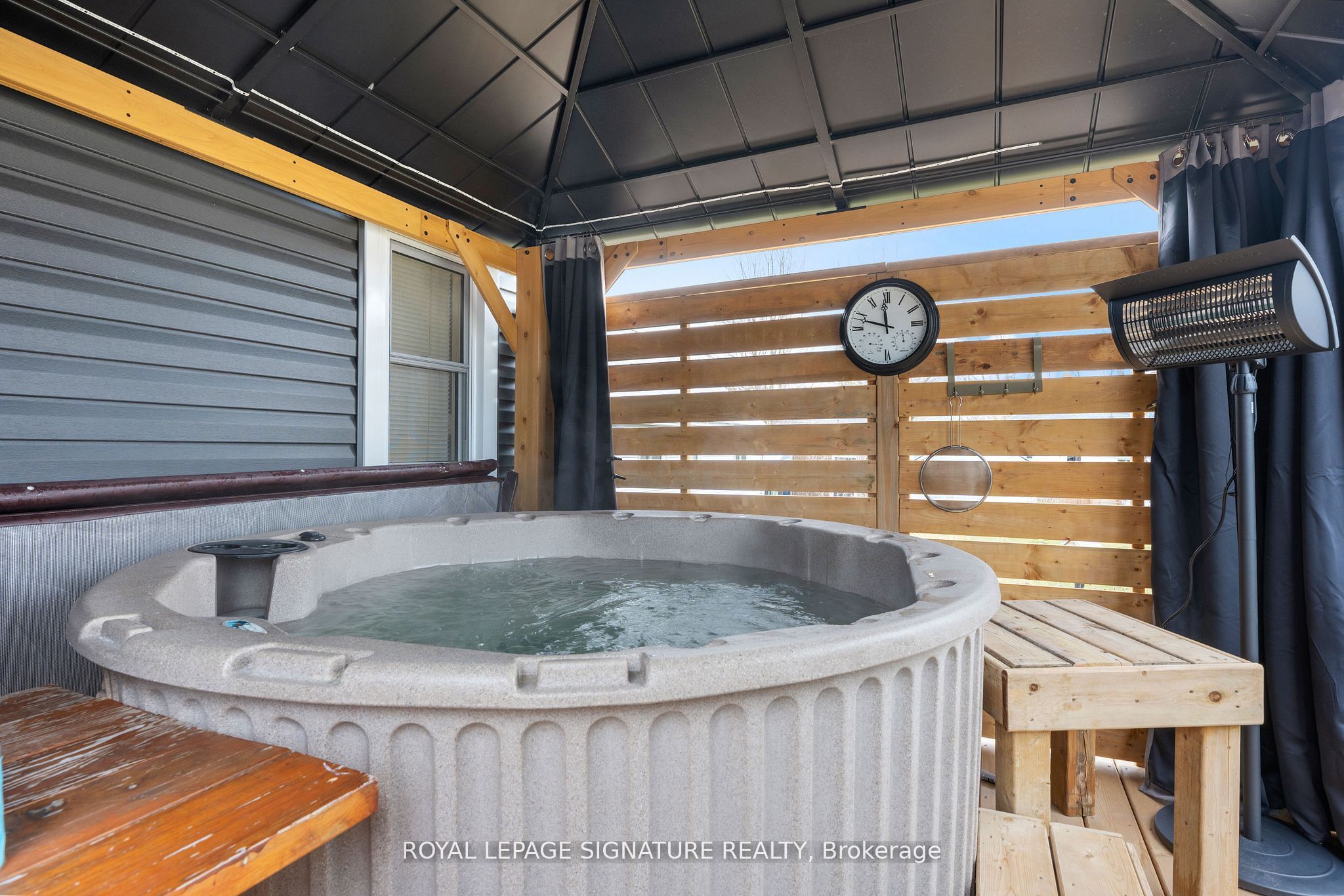 108 Nelson St E Property Photo 18