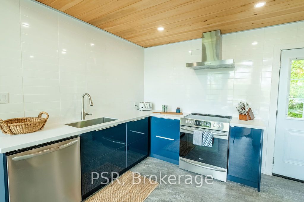 748 Big Is Property Photo 7