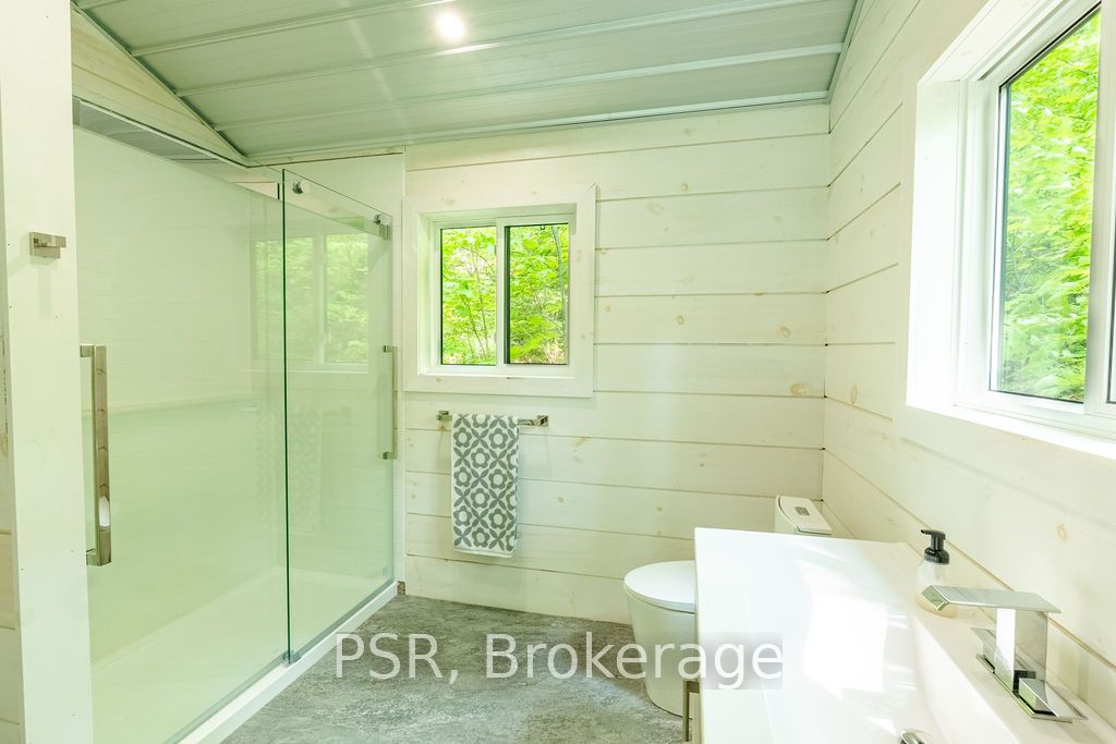 748 Big Is Property Photo 10