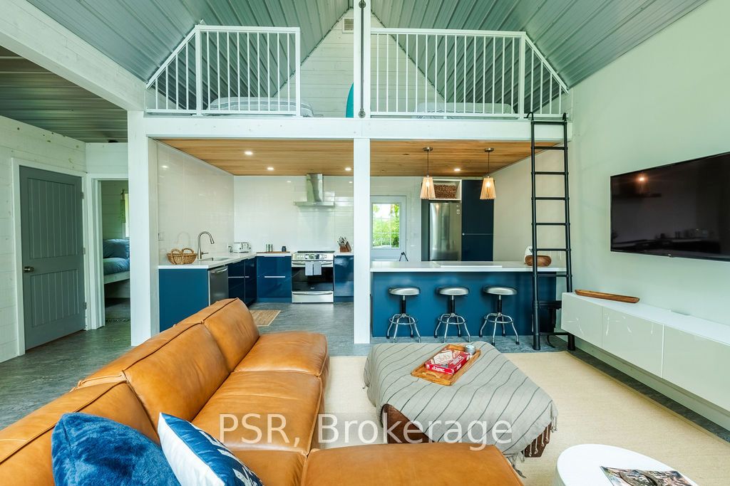 748 Big Is Property Photo 14
