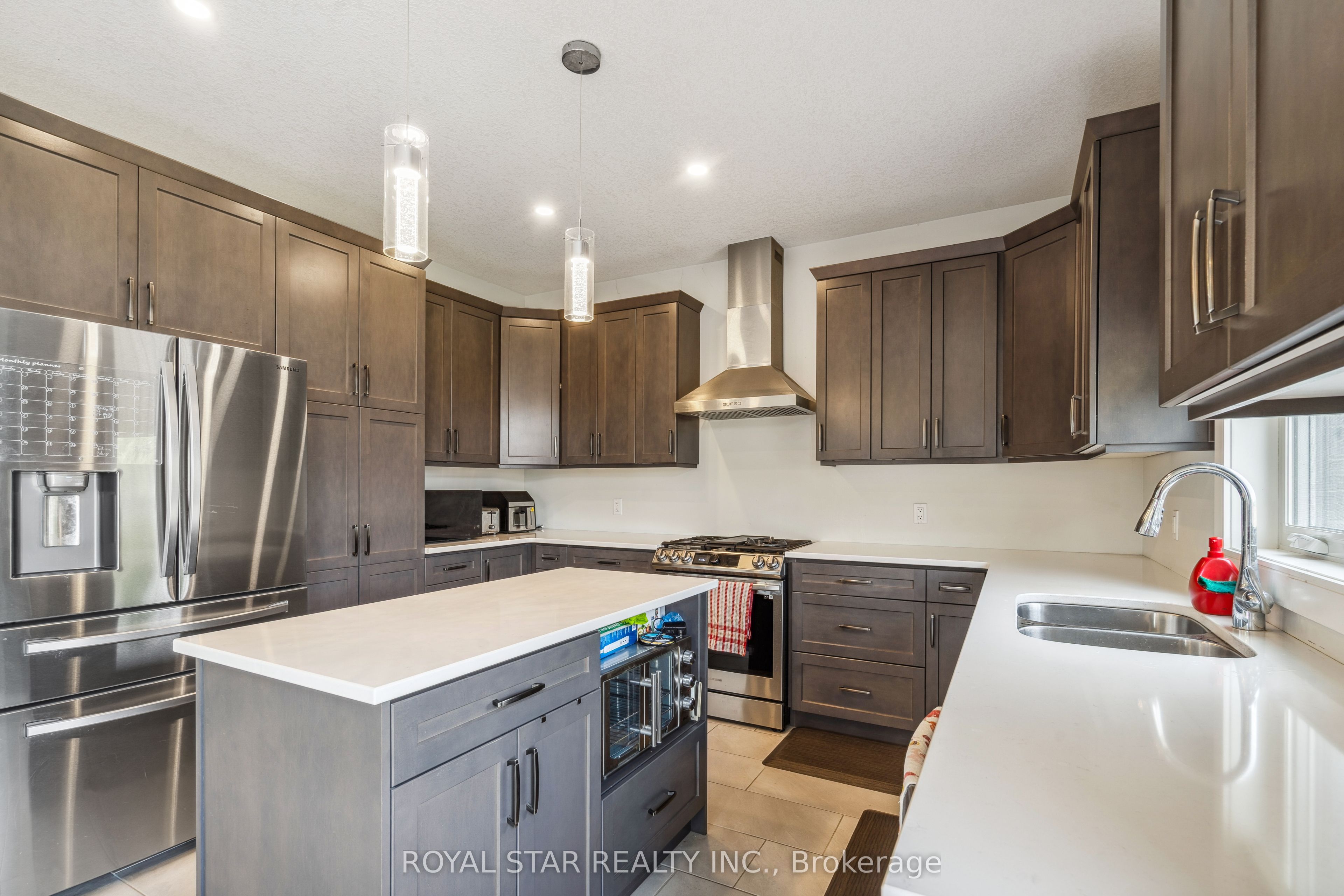 2 Statham Street Property Photo 19