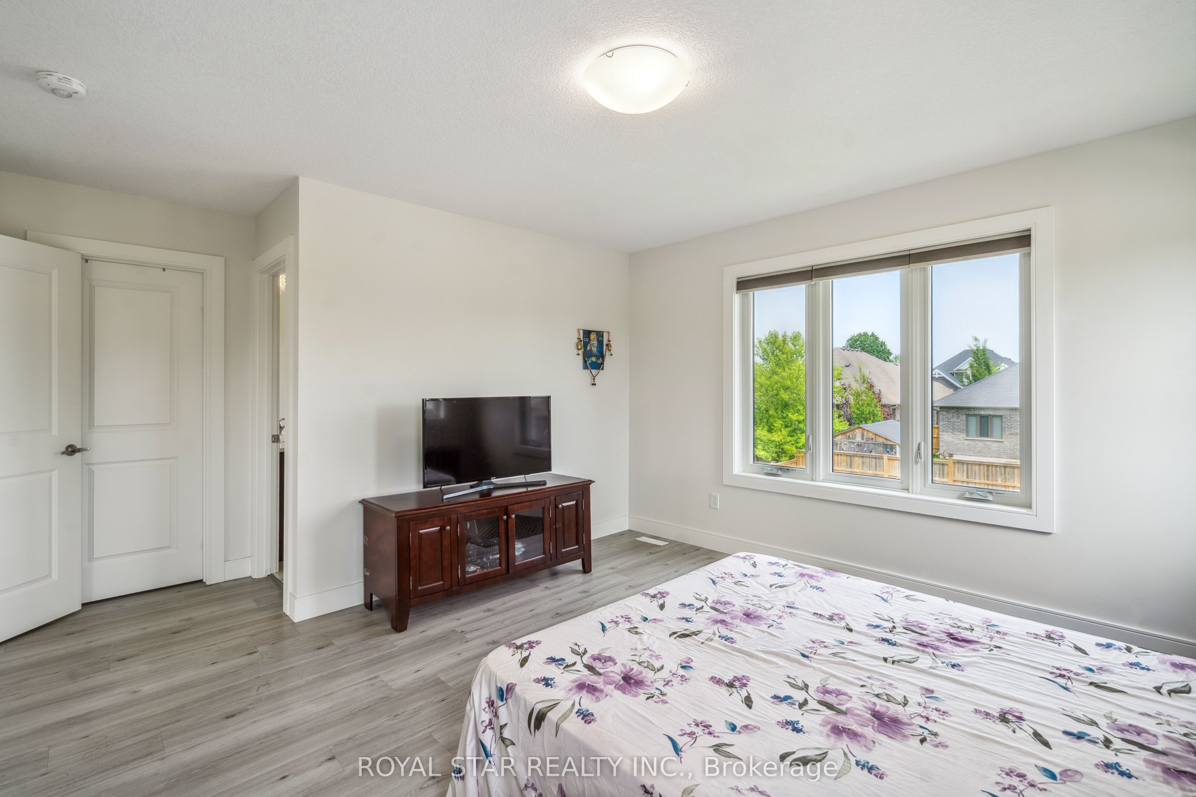 2 Statham Street Property Photo 27