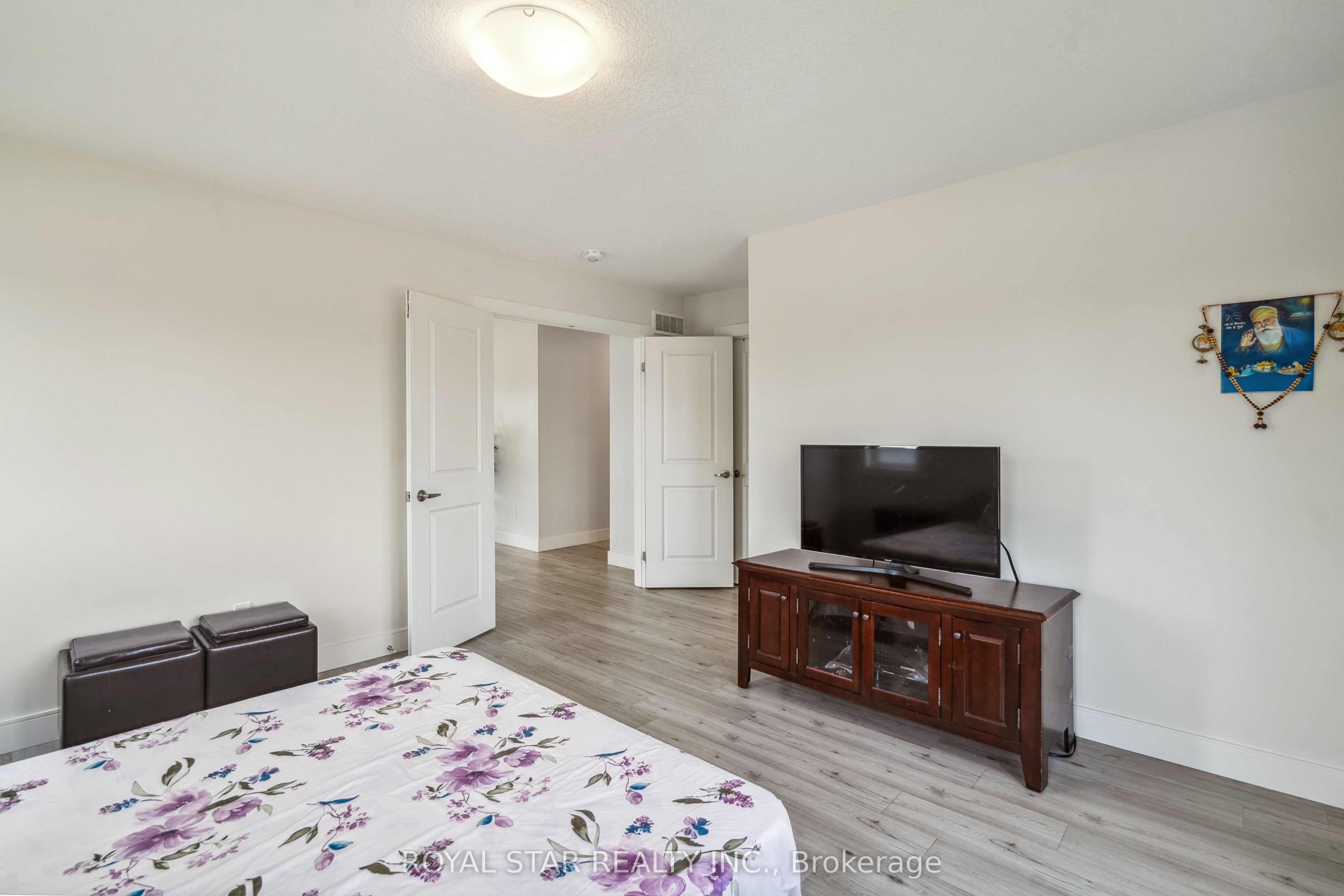 2 Statham Street Property Photo 28