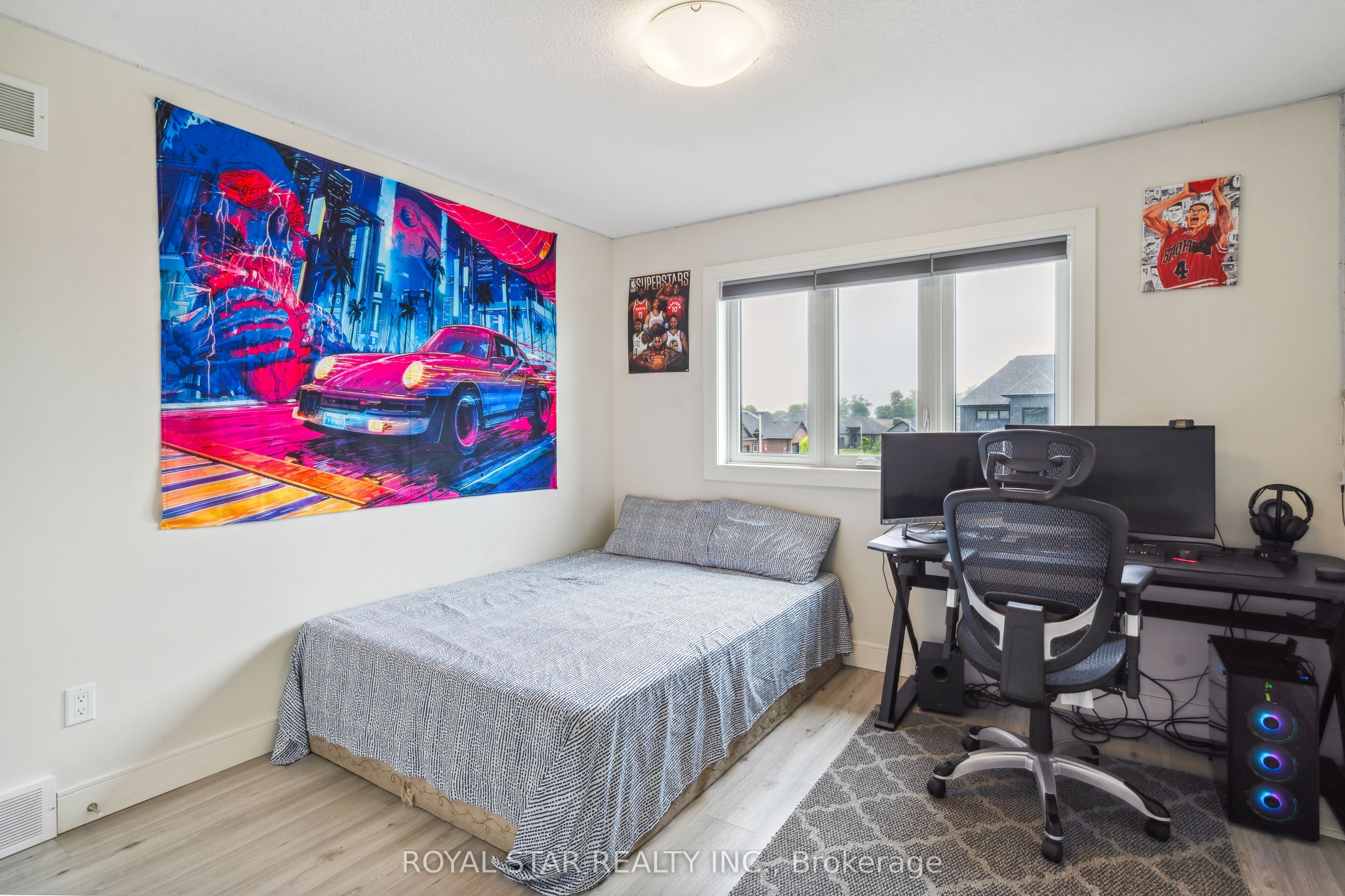 2 Statham Street Property Photo 37