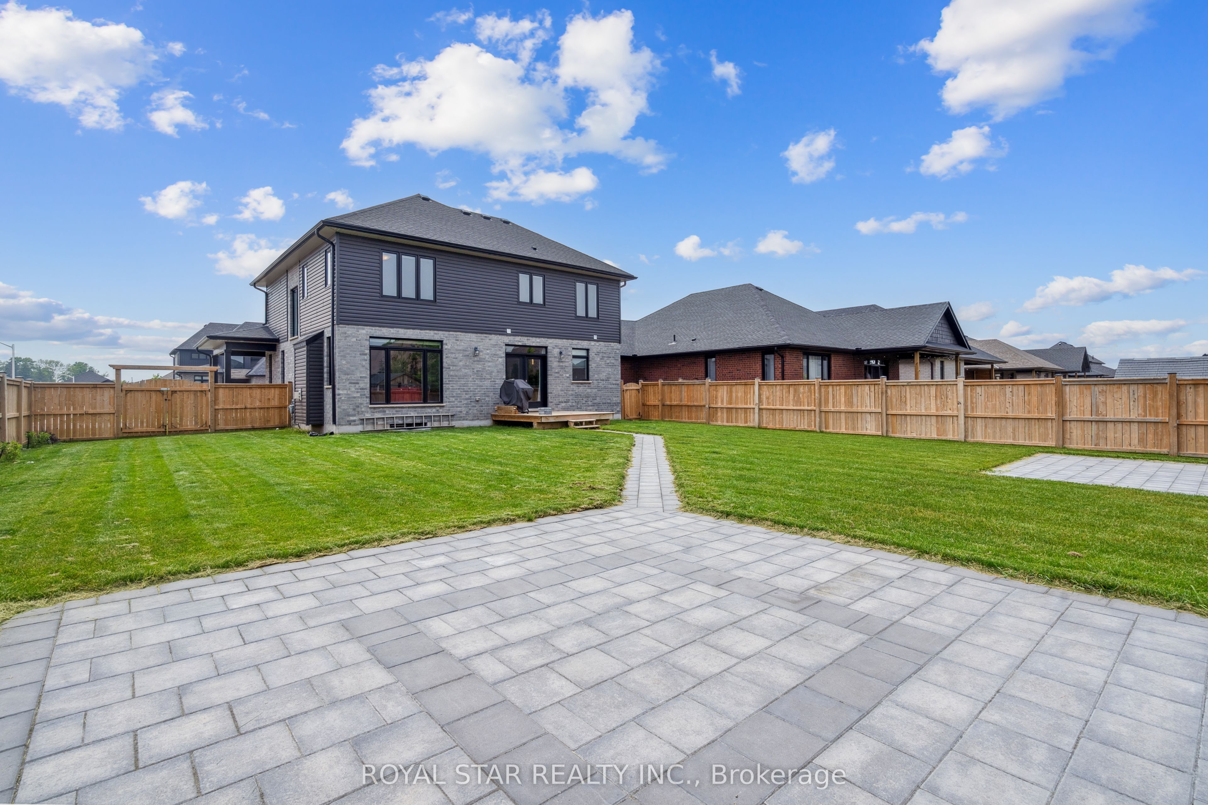 2 Statham Street Property Photo 44