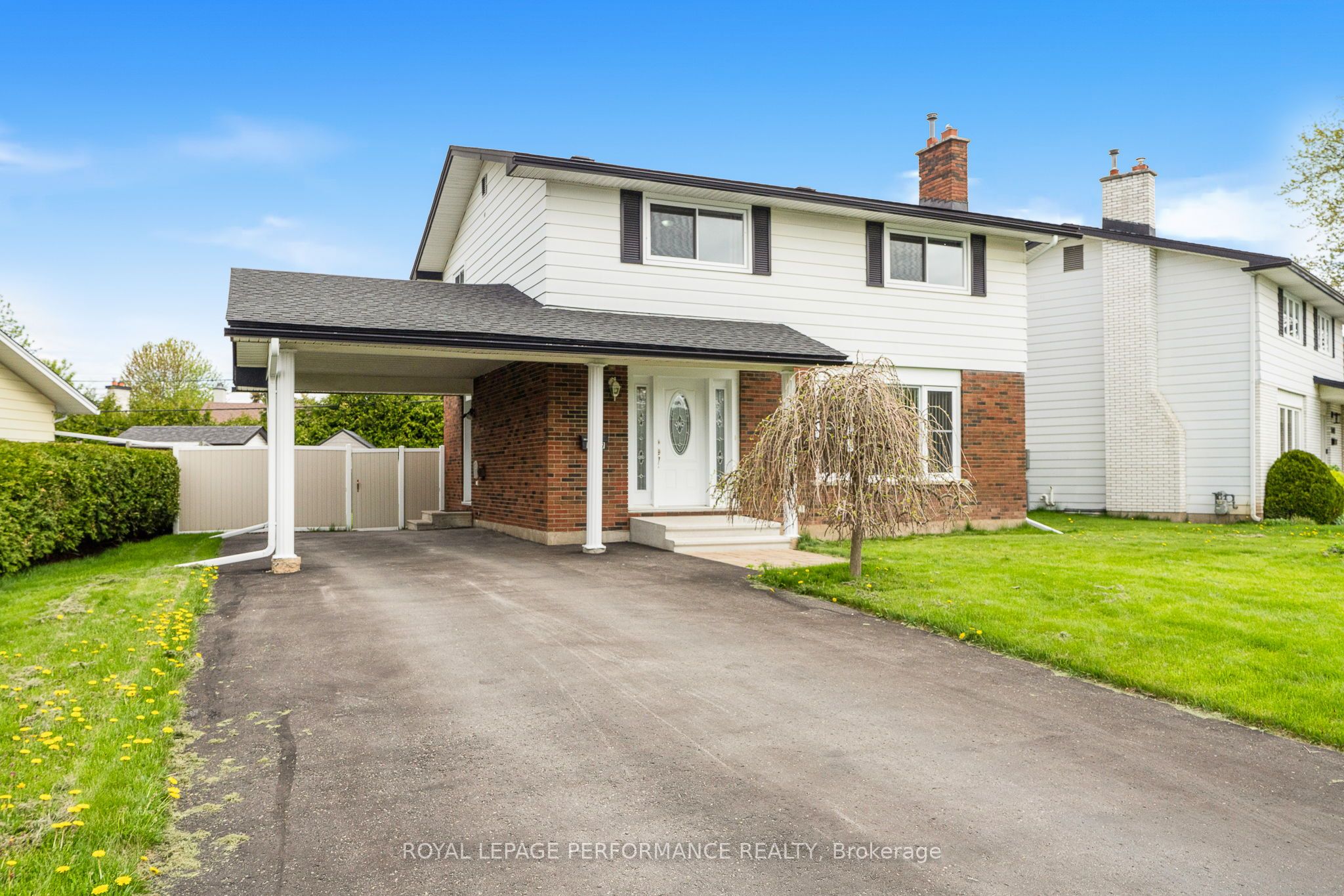 1407 Duford Drive Property Photo 1