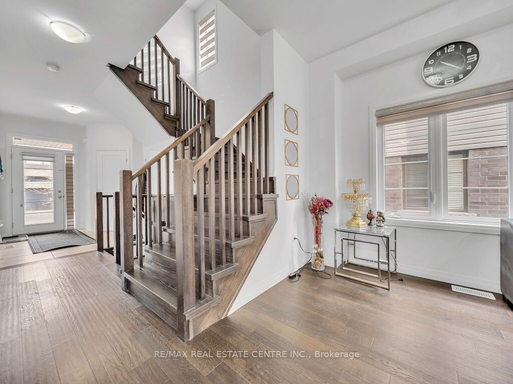 #177 - 30 Times Square Boulevard Property Photo 15