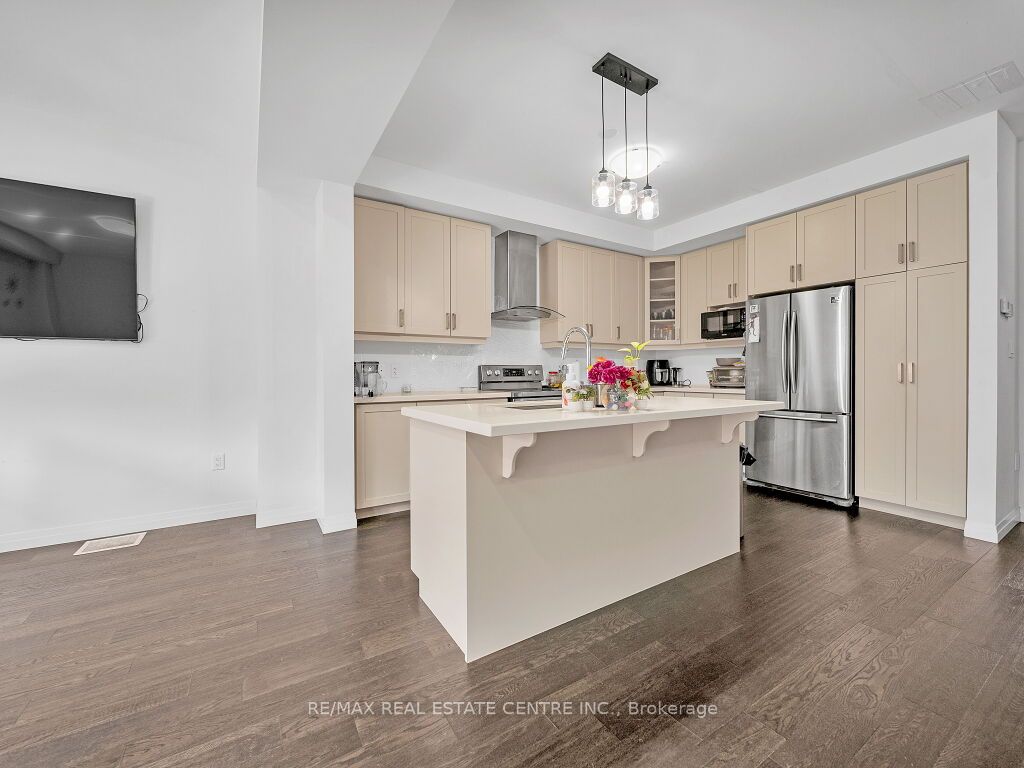 #177 - 30 Times Square Boulevard Property Photo 23