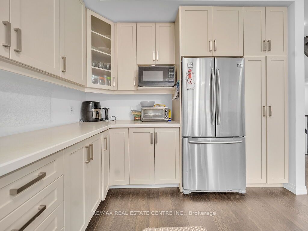 #177 - 30 Times Square Boulevard Property Photo 27