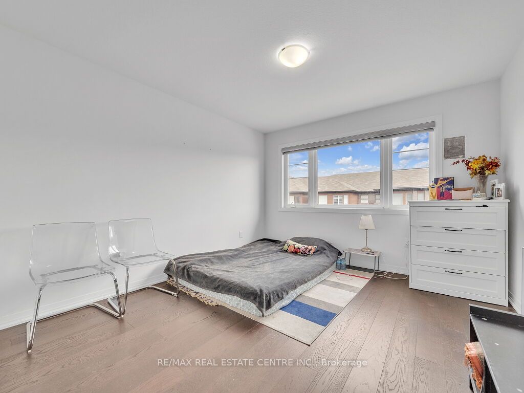 #177 - 30 Times Square Boulevard Property Photo 32