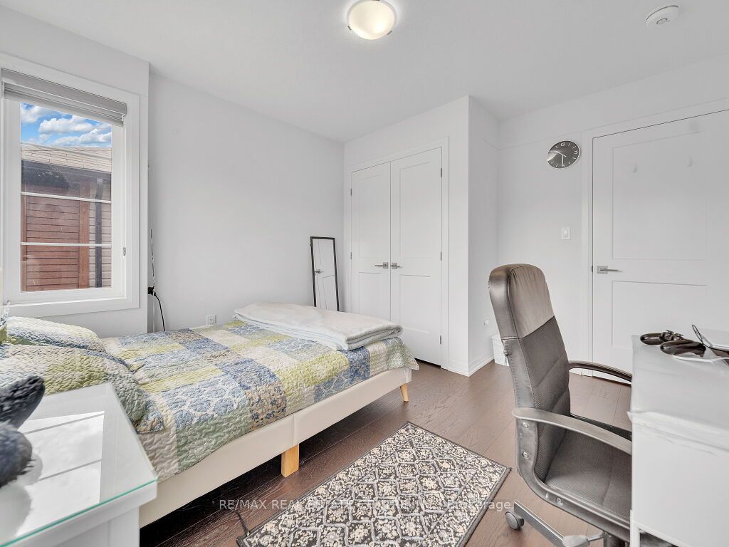 #177 - 30 Times Square Boulevard Property Photo 33