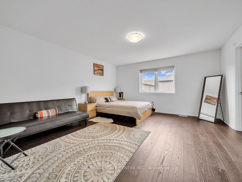 #177 - 30 Times Square Boulevard Property Photo 38