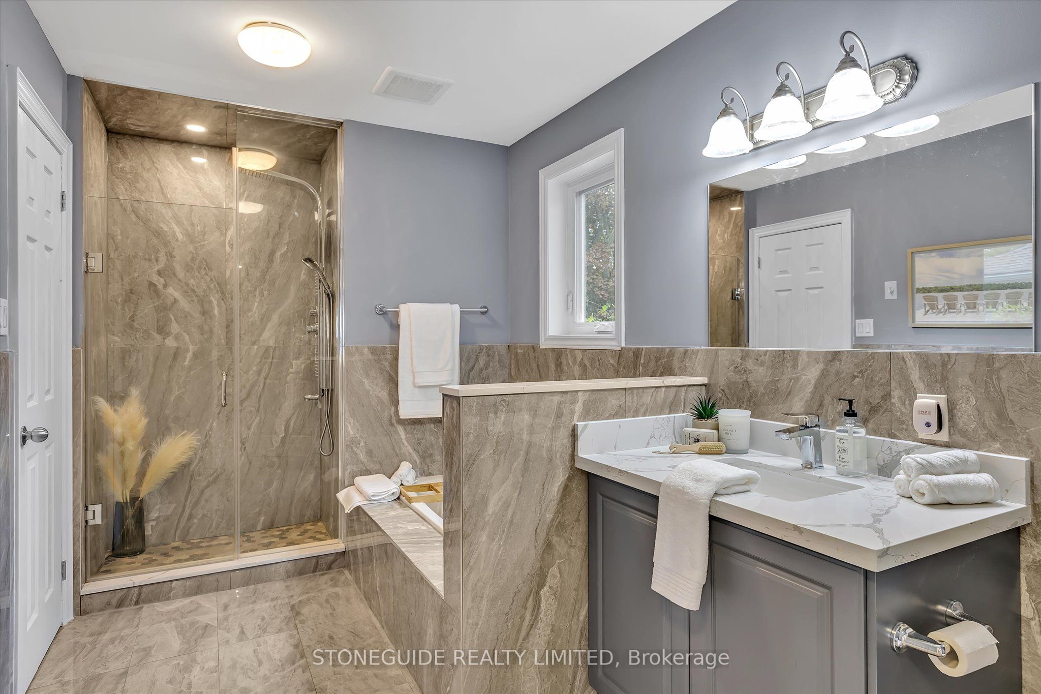 409 Gifford Drive Property Photo 26