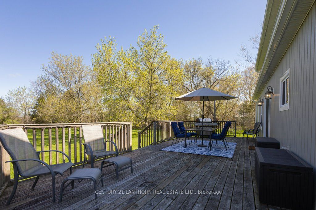 986 Black Rd Property Photo 37