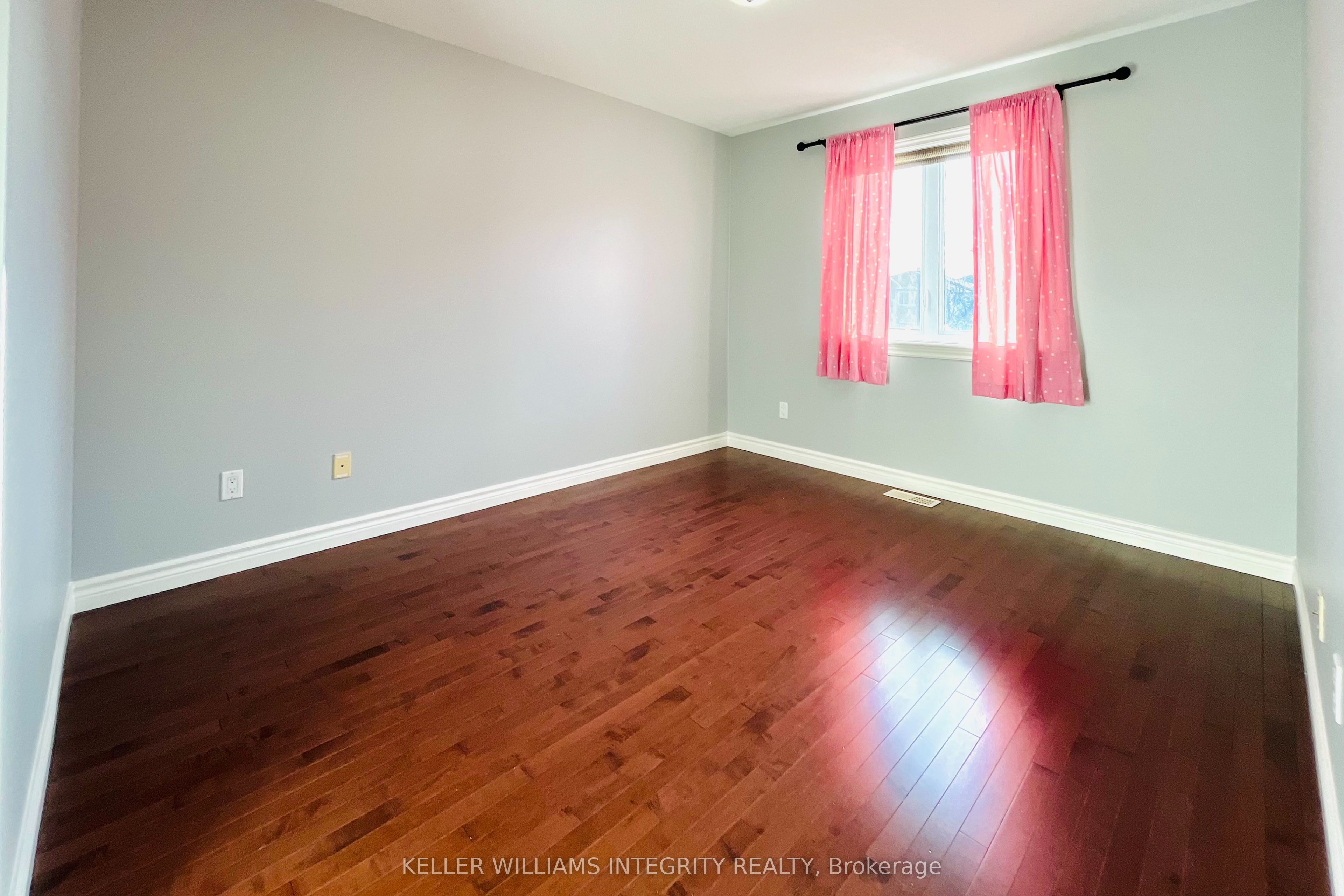 280 Celtic Ridge Cres Property Photo 23