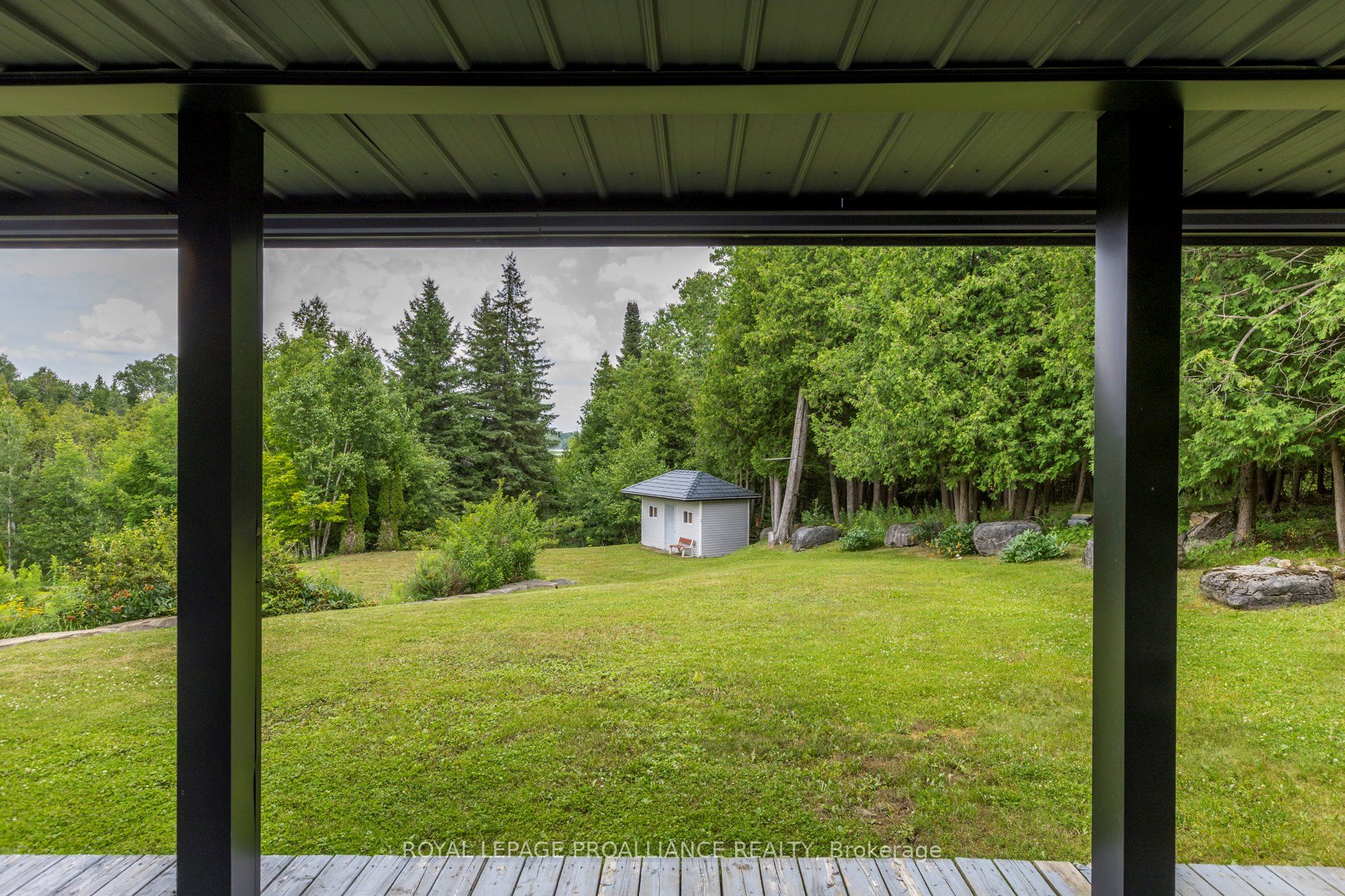 137 Sumcot Drive Property Photo 20
