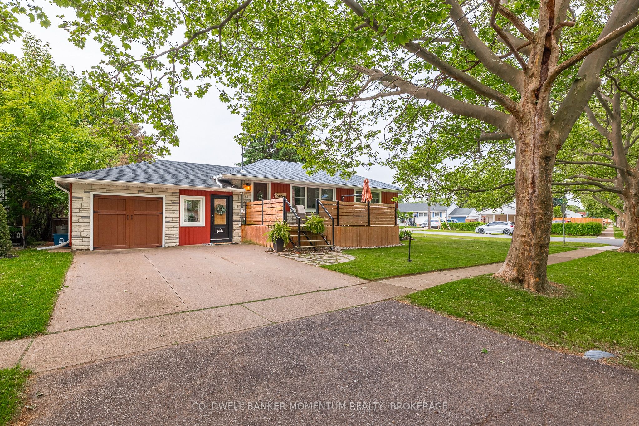 7 Overholt Street Property Photo 3
