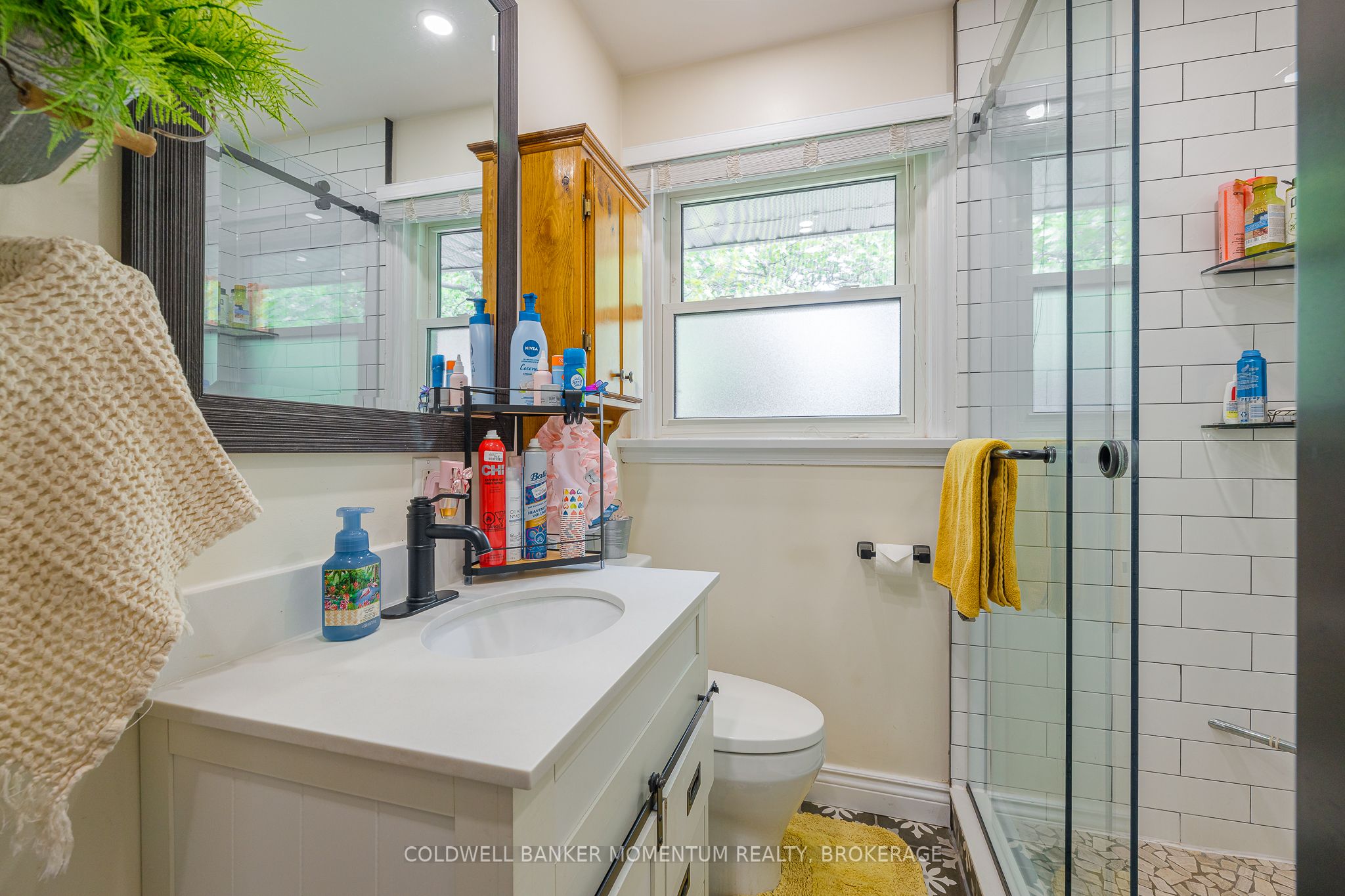7 Overholt Street Property Photo 28