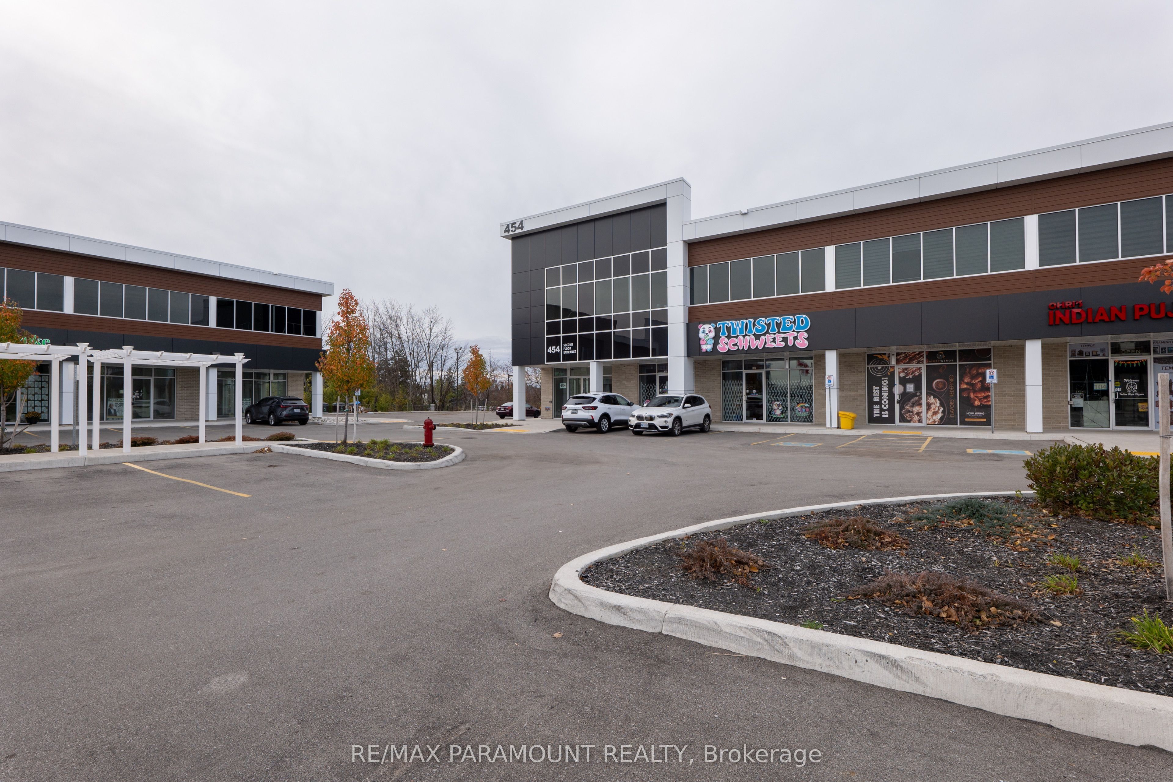 454 Hespeler Rd Property Photo 1